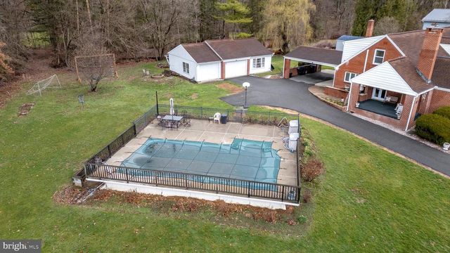1329 ZION RD, Bellefonte, PA 16823
