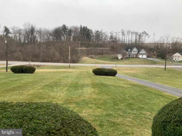 1329 ZION RD, Bellefonte, PA 16823