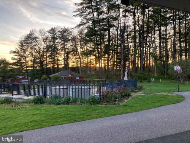 1329 ZION RD, Bellefonte, PA 16823