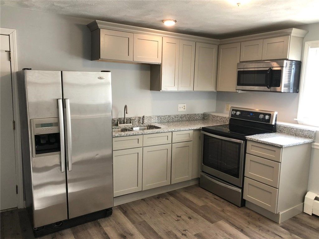 422 Smithfield Avenue 1, Pawtucket, RI 02860