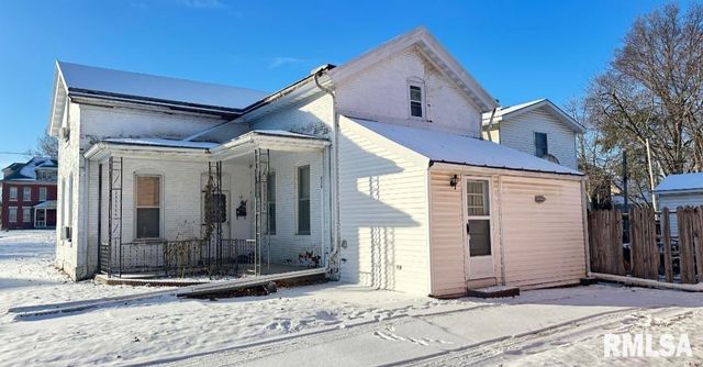 828 S 11TH Street, Quincy, IL 62301