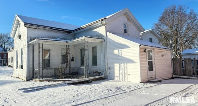 828 S 11TH Street, Quincy, IL 62301