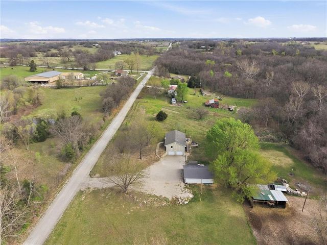 11056 230th Street, Linwood, KS 66052