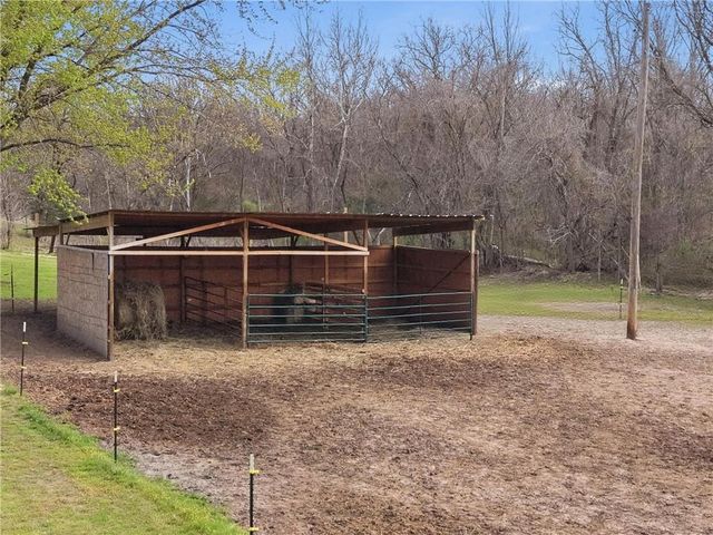11056 230th Street, Linwood, KS 66052