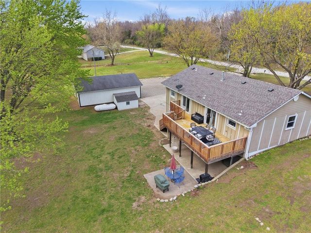 11056 230th Street, Linwood, KS 66052