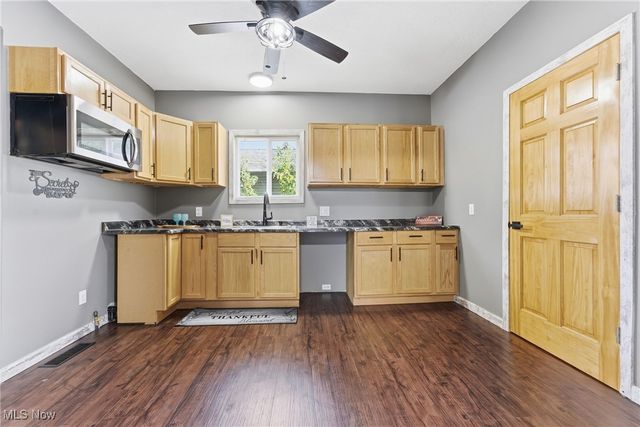 1602 18th Street NE, Canton, OH 44705