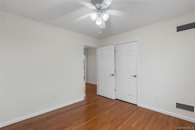 9 Ralph Brach Drive, Wallkill, NY 12589