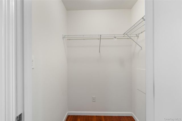 9 Ralph Brach Drive, Wallkill, NY 12589