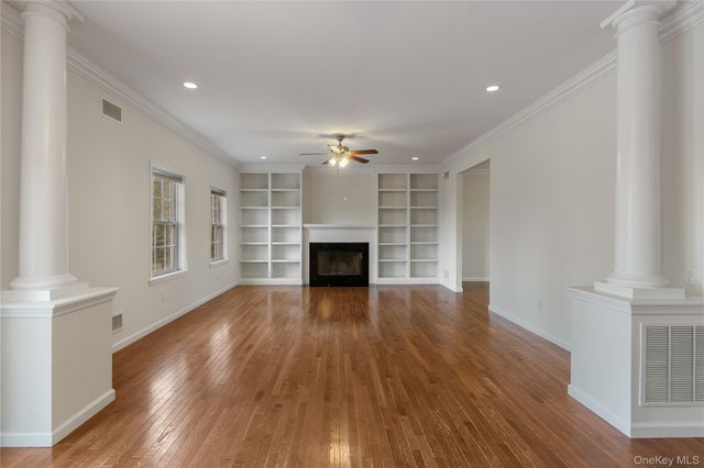 9 Ralph Brach Drive, Wallkill, NY 12589