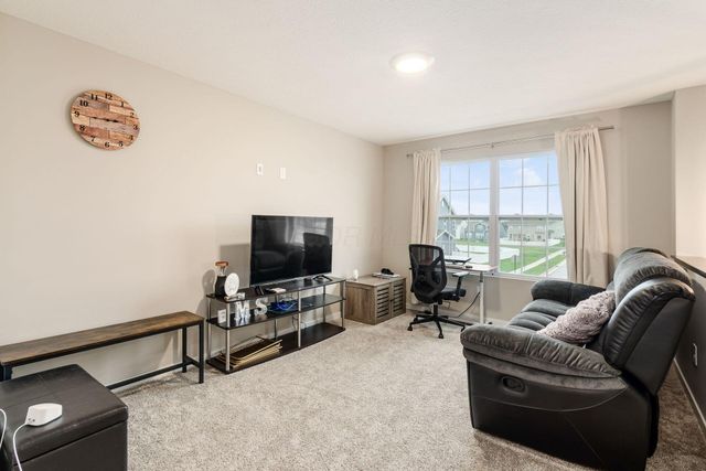 1159 Speedliner Drive, Plain City, OH 43064