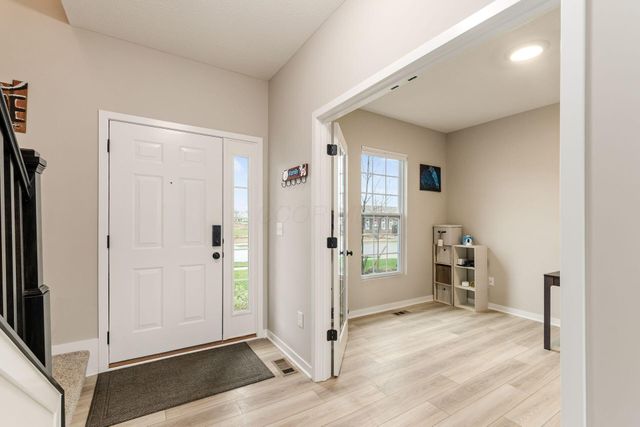 1159 Speedliner Drive, Plain City, OH 43064