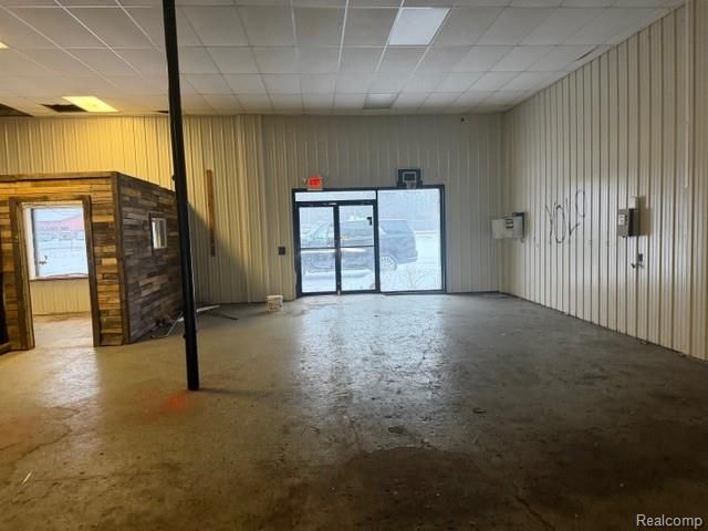 4096 N Dort Highway, Flint, MI 48506