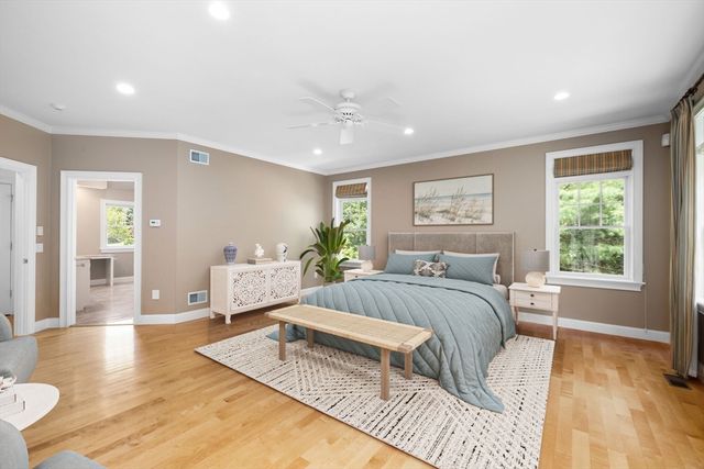 24 White Alder Way, Dartmouth, MA 02748