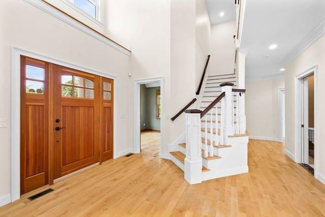 24 White Alder Way, Dartmouth, MA 02748