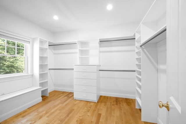 24 White Alder Way, Dartmouth, MA 02748