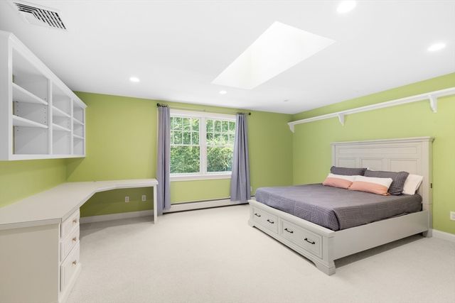 24 White Alder Way, Dartmouth, MA 02748