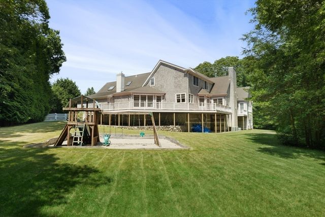 24 White Alder Way, Dartmouth, MA 02748