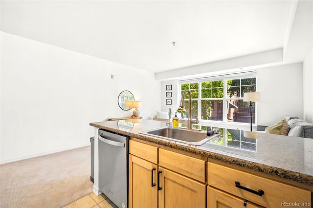 1623 Saint Paul Street 209, Denver, CO 80206