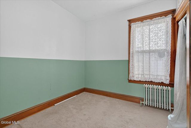 99 James Street, Green Island, NY 12183