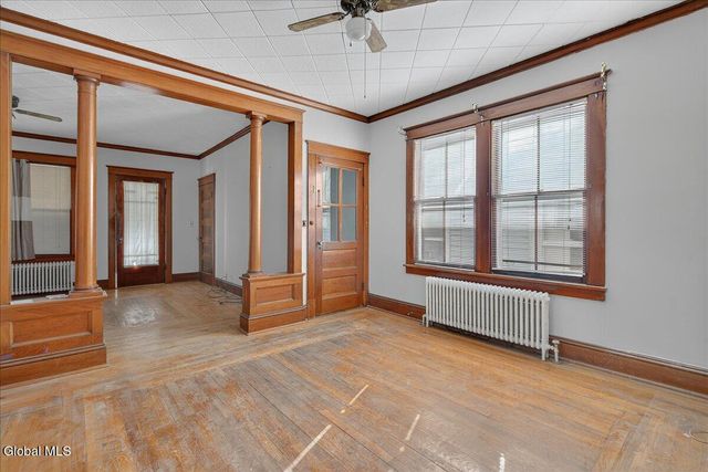 99 James Street, Green Island, NY 12183