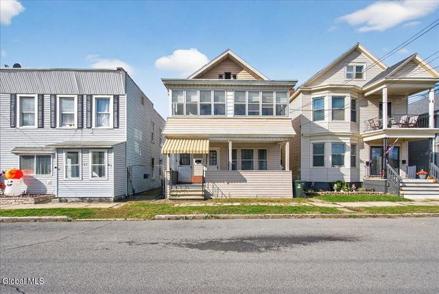 99 James Street, Green Island, NY 12183