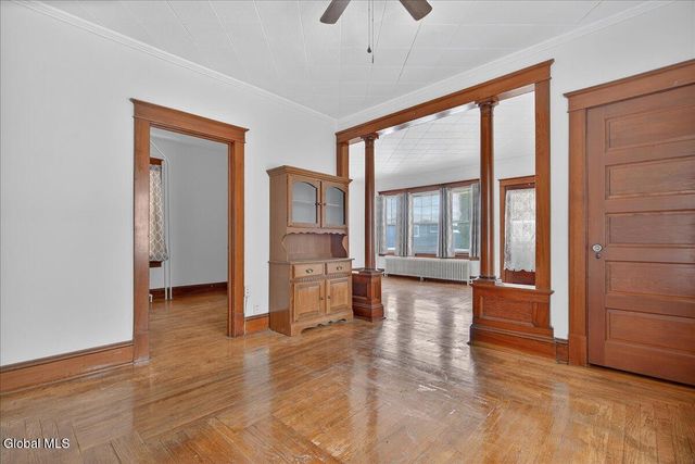 99 James Street, Green Island, NY 12183