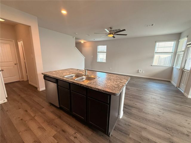 982 Rice Drive, Bryan, TX 77803