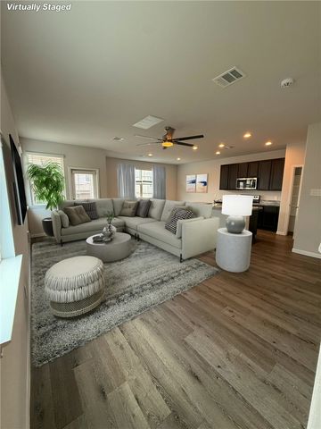 982 Rice Drive, Bryan, TX 77803