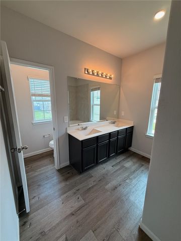982 Rice Drive, Bryan, TX 77803