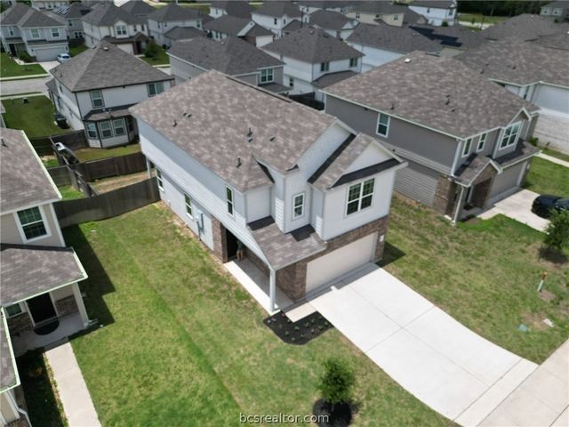 982 Rice Drive, Bryan, TX 77803