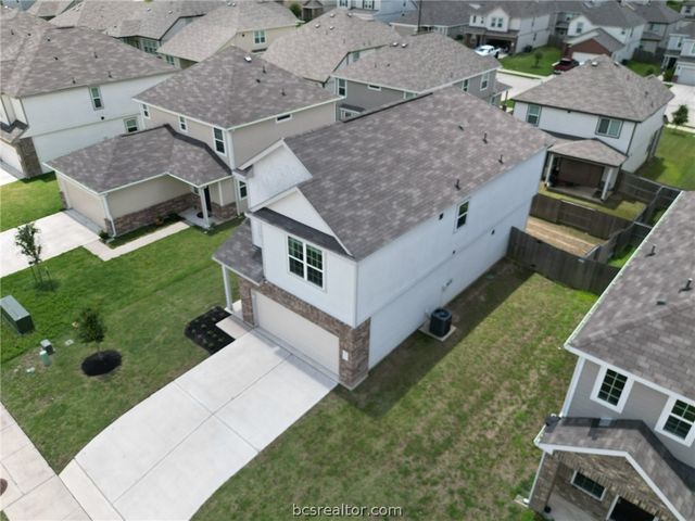 982 Rice Drive, Bryan, TX 77803
