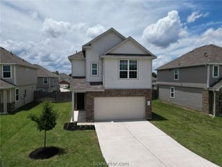 982 Rice Drive, Bryan, TX 77803