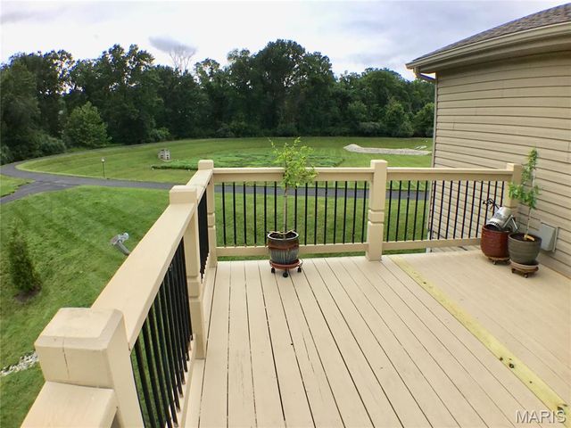 5301 Trailhead Court, Eureka, MO 63025