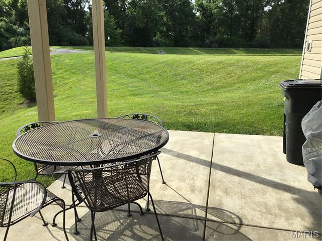 5301 Trailhead Court, Eureka, MO 63025