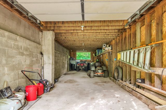16600 Center Hill Dam Rd, Silver Point, TN 38582