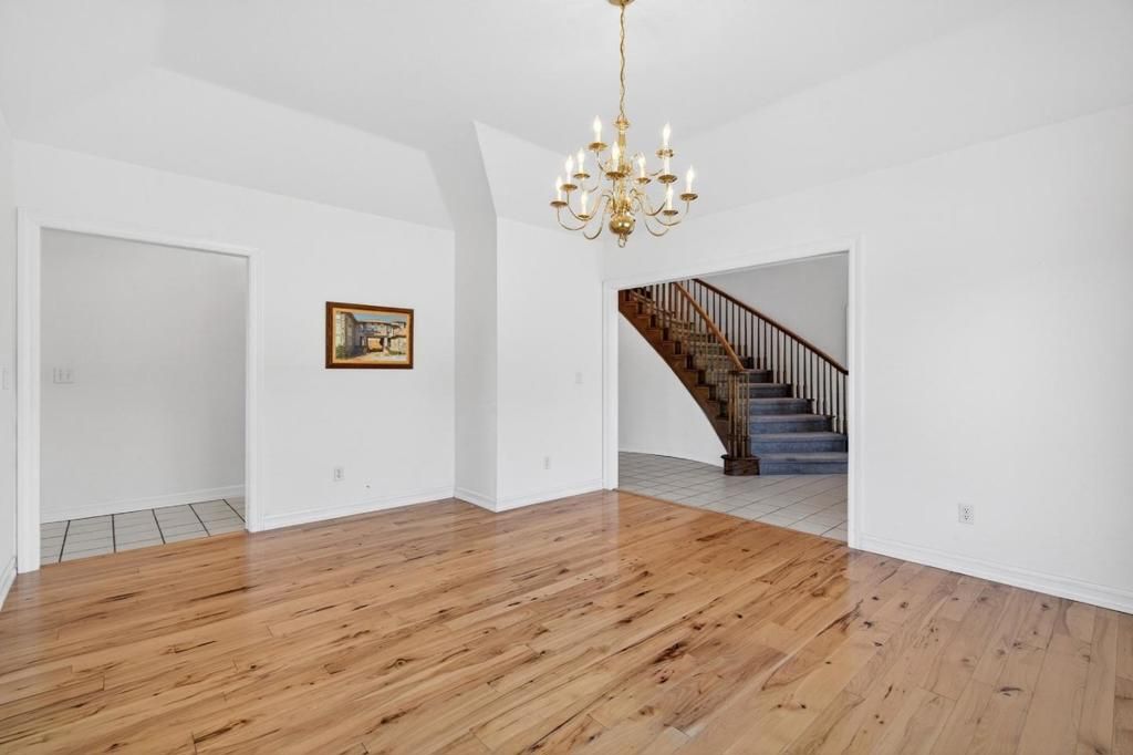 Image 15 of property listing at 1500 Old Airline Highway, Paicines, CA 95043