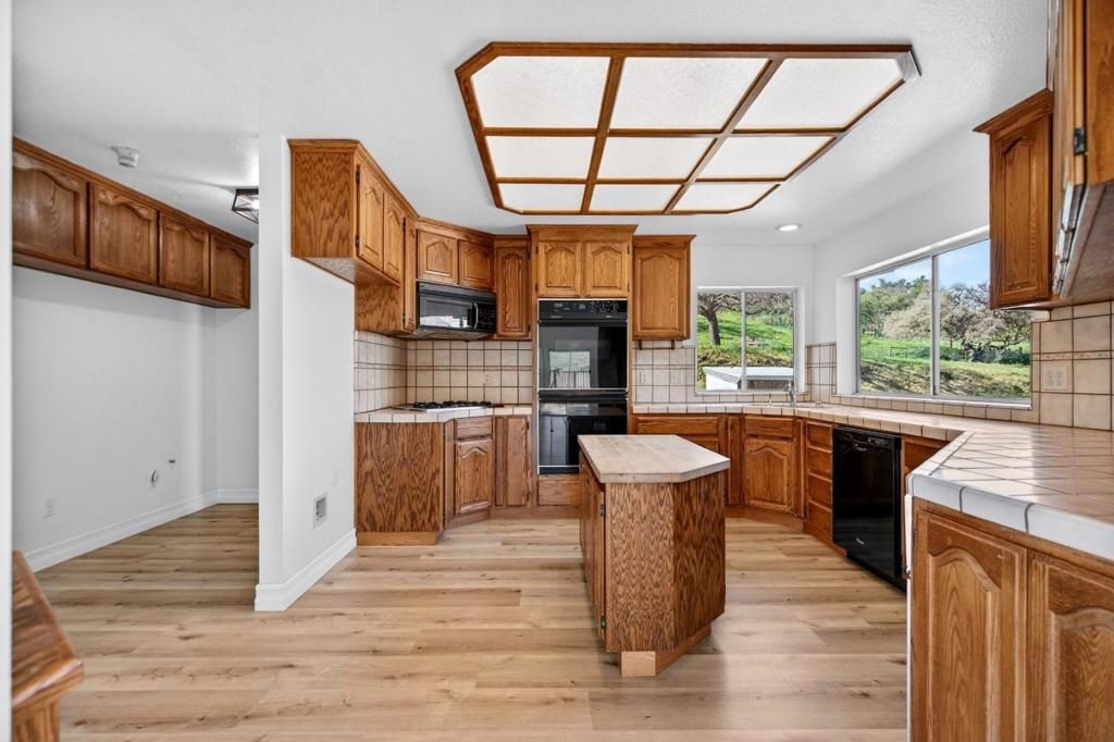 Image 58 of property listing at 1500 Old Airline Highway, Paicines, CA 95043