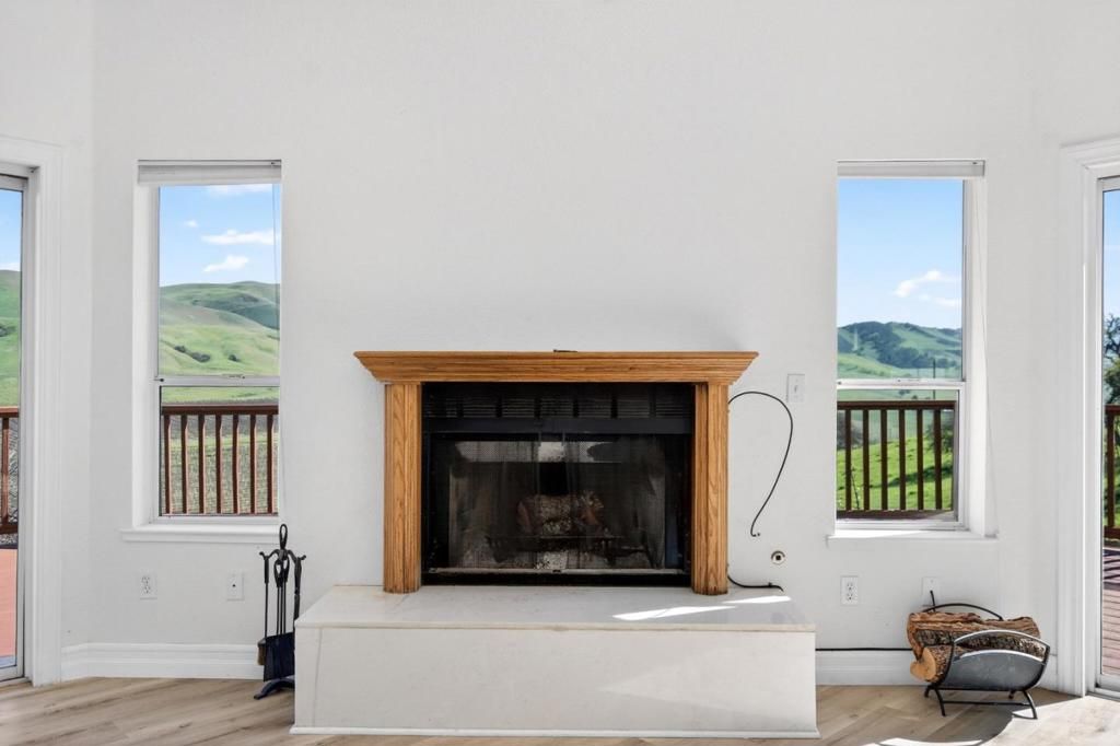 Image 61 of property listing at 1500 Old Airline Highway, Paicines, CA 95043