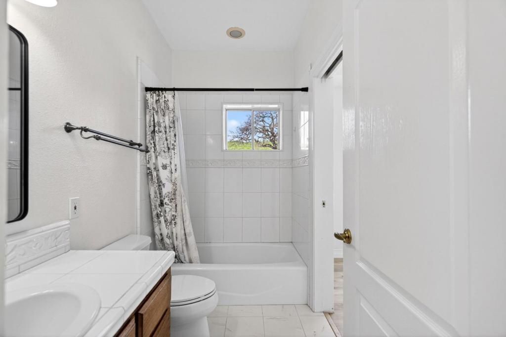 Image 71 of property listing at 1500 Old Airline Highway, Paicines, CA 95043