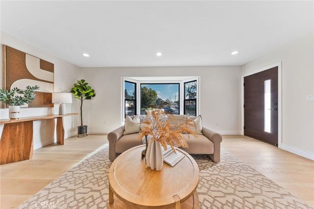 5003 Heleo Ave, Temple City, CA 91780