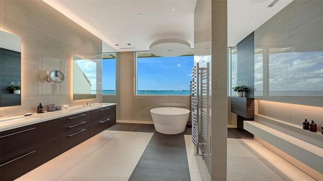 3030 GRAND BAY BOULEVARD PH3101, Longboat Key, FL 34228