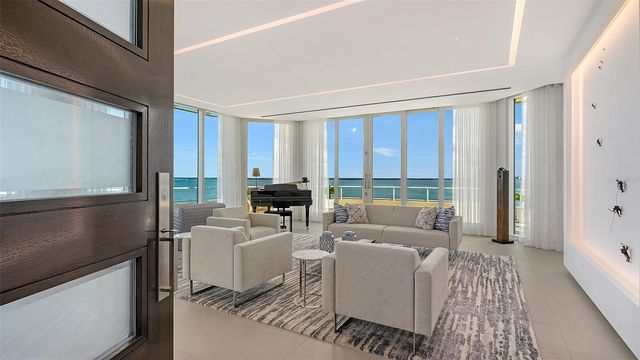 3030 GRAND BAY BOULEVARD PH3101, Longboat Key, FL 34228