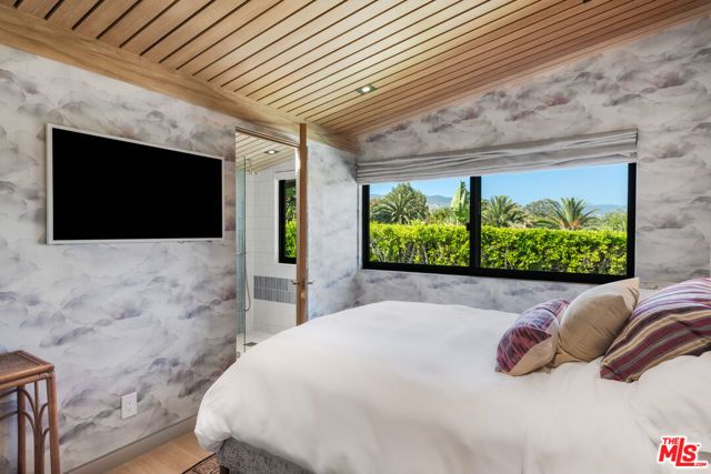 6738 Wildlife Road, Malibu, CA 90265