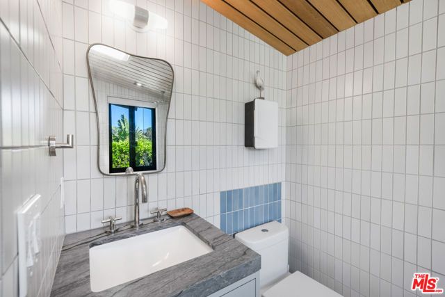6738 Wildlife Road, Malibu, CA 90265