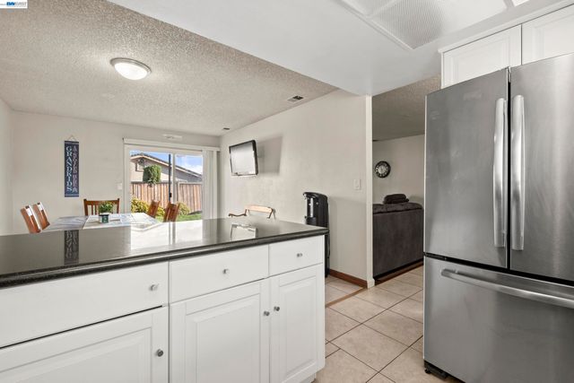 3138 Chimney Ct, Union City, CA 94587