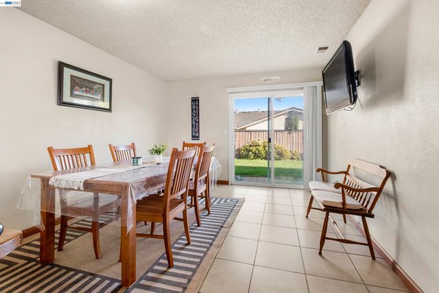 3138 Chimney Ct, Union City, CA 94587