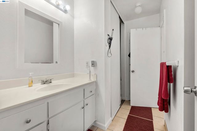 3138 Chimney Ct, Union City, CA 94587