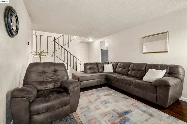 3138 Chimney Ct, Union City, CA 94587