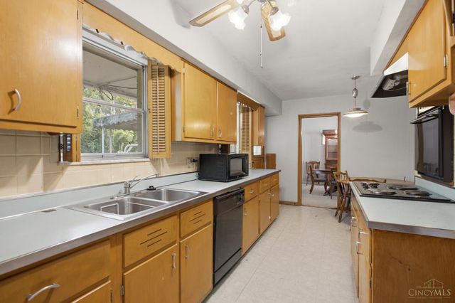 66 Windsor Drive, Hamilton, OH 45013