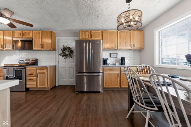 4758 E Hadley Road, Mooresville, IN 46158